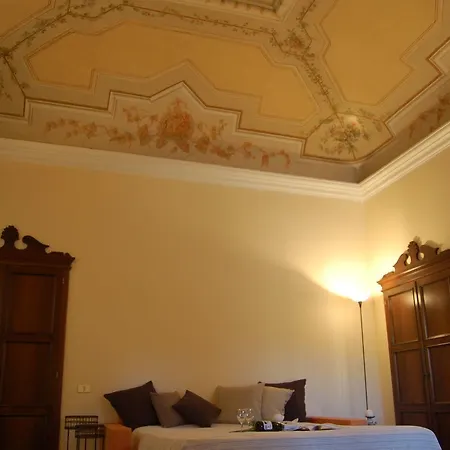 The Nest In The Castle Apartment Lenno
